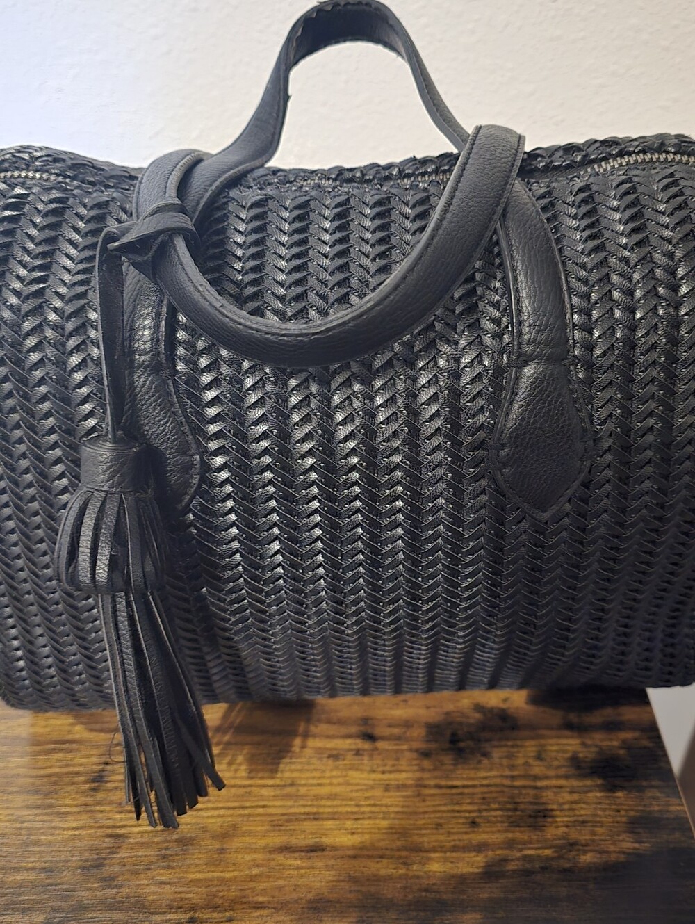 Universal Thread Woven Tassel Handle Women’s Black Tote Bag